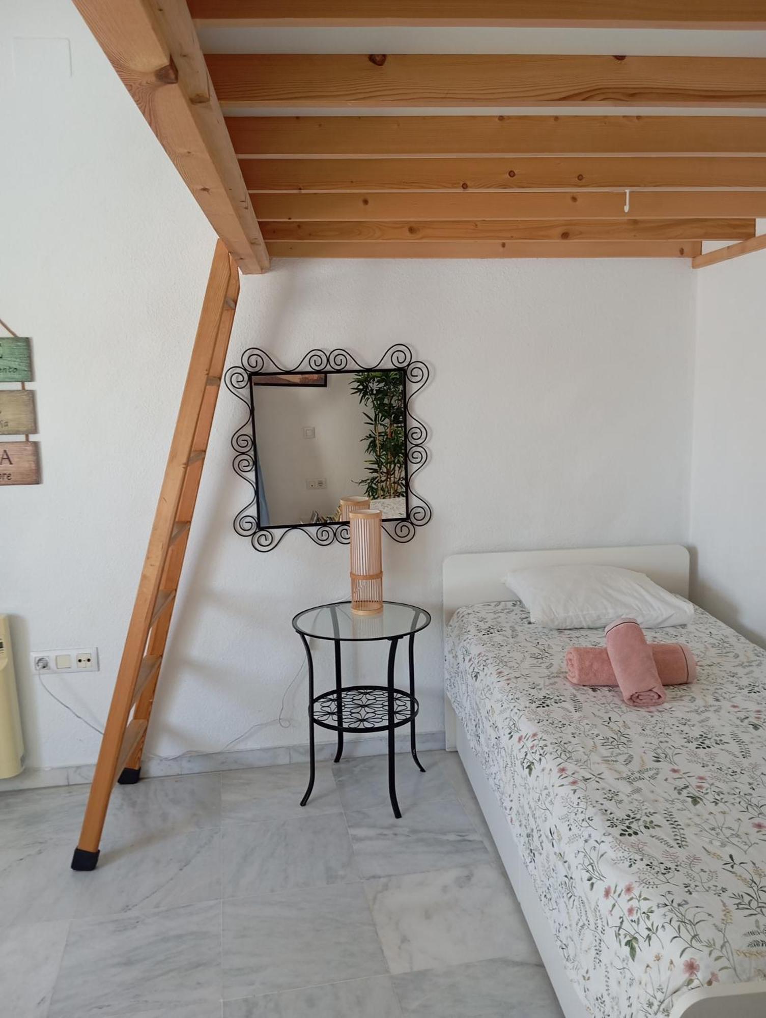 Ferienwohnung Apartamento Luminoso Casco Antiguo San Luis Sevilla Exterior foto